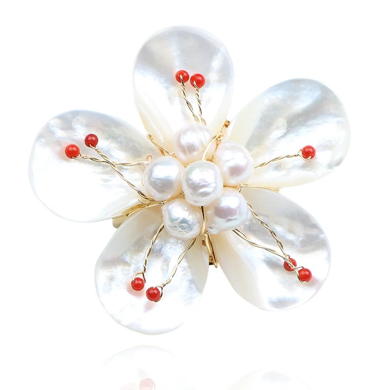 

MOGAKU Natural Fritillaria Shell Brooches Fashion Handmade Flower Pearl Lapel Pins Women Party Banquet Elegant Corsage Brooch