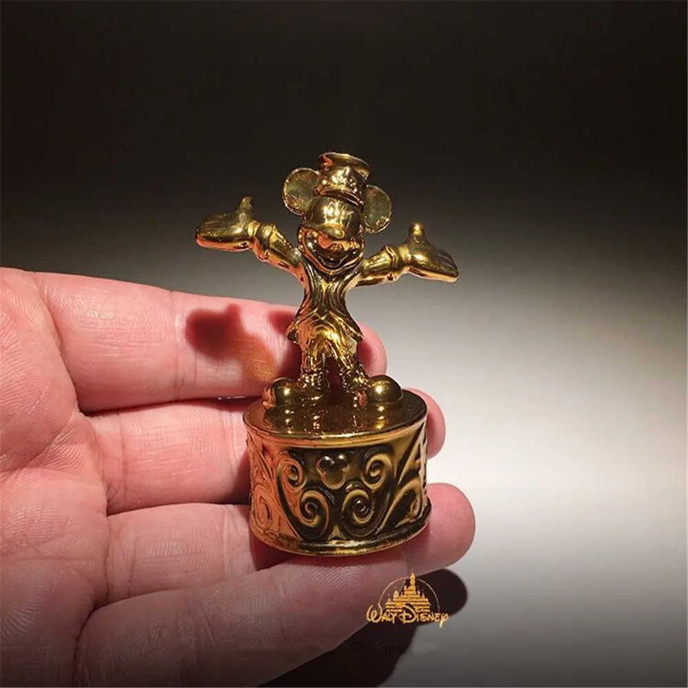 

Disney Mickey Mouse golden 5.5cm mini Action Figures Posture Doll Toys model kids room Decoration for children gift