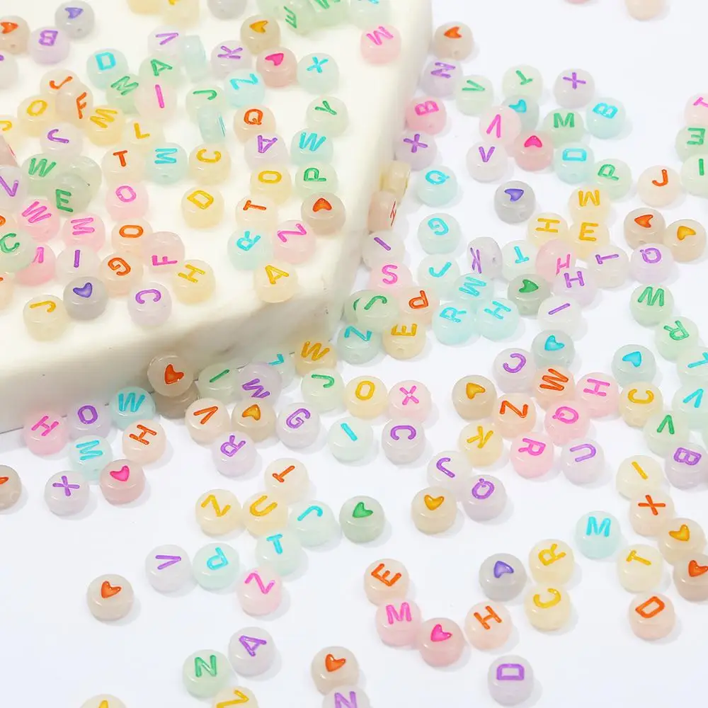 100 шт./лот светящиеся бусины в виде букв алфавит акриловые с отверстием для