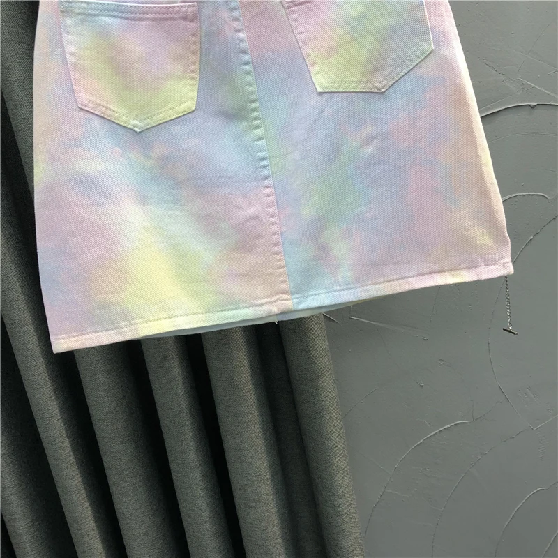 

SHENGPALAE Personality High Waist Tie Dye Skirts Women's Summer 2021 New Side Split Chain Thin Mini Streetwear Skirt Female Tide