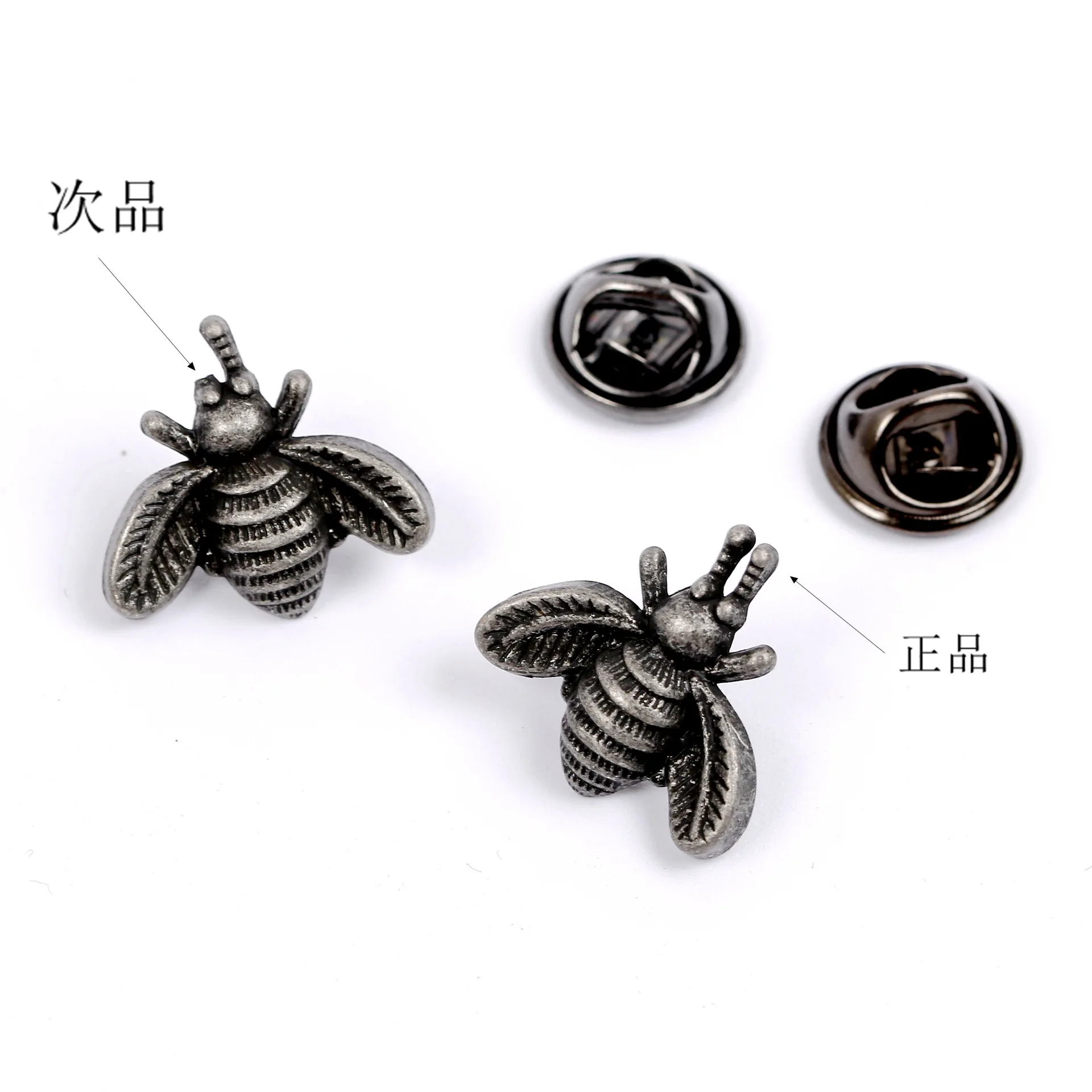 

Fashion Retro Insect Brooches Antique Bee brooches Badges for Hats Jackets Suit Shirt Accessories For Women Men Friends Gifts