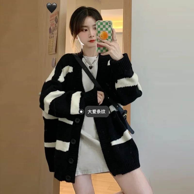 

Lazy wind stripe sweater coat 2021 new foreign style loose fashion long sleeve knitted cardigan women's top