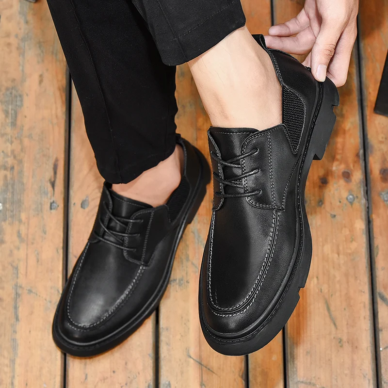 Брендовые дышащие мужские классические туфли Модные осенние оксфорды на плоской