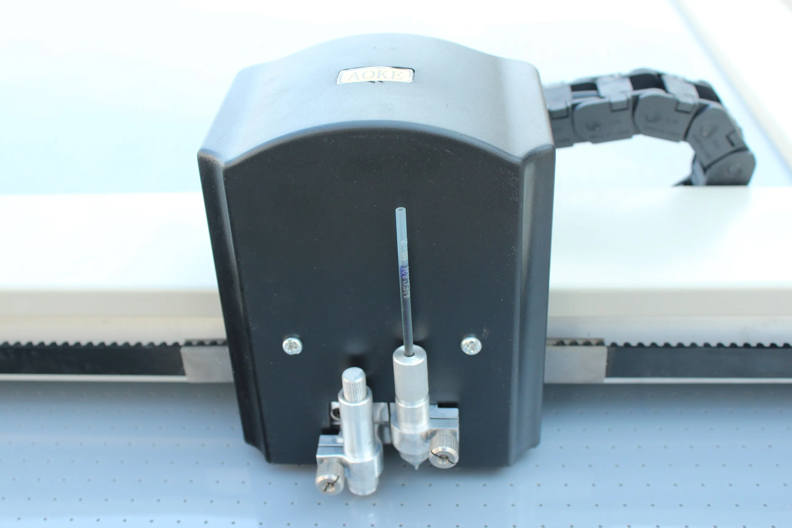 Хорошая цена Быстрая скорость 2 мм картон режущий плоттер | Инструменты