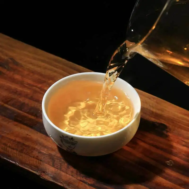2017 Dr. Pu-erh Tea Moonlight Beauty Raw торт Moon White CN 357 г | Дом и сад