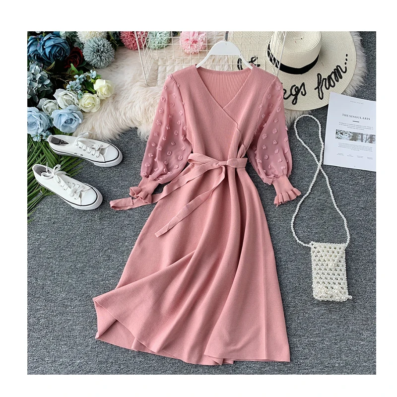 Осенне зимнее трикотажное платье с длинными рукавами и перекрестным воротником