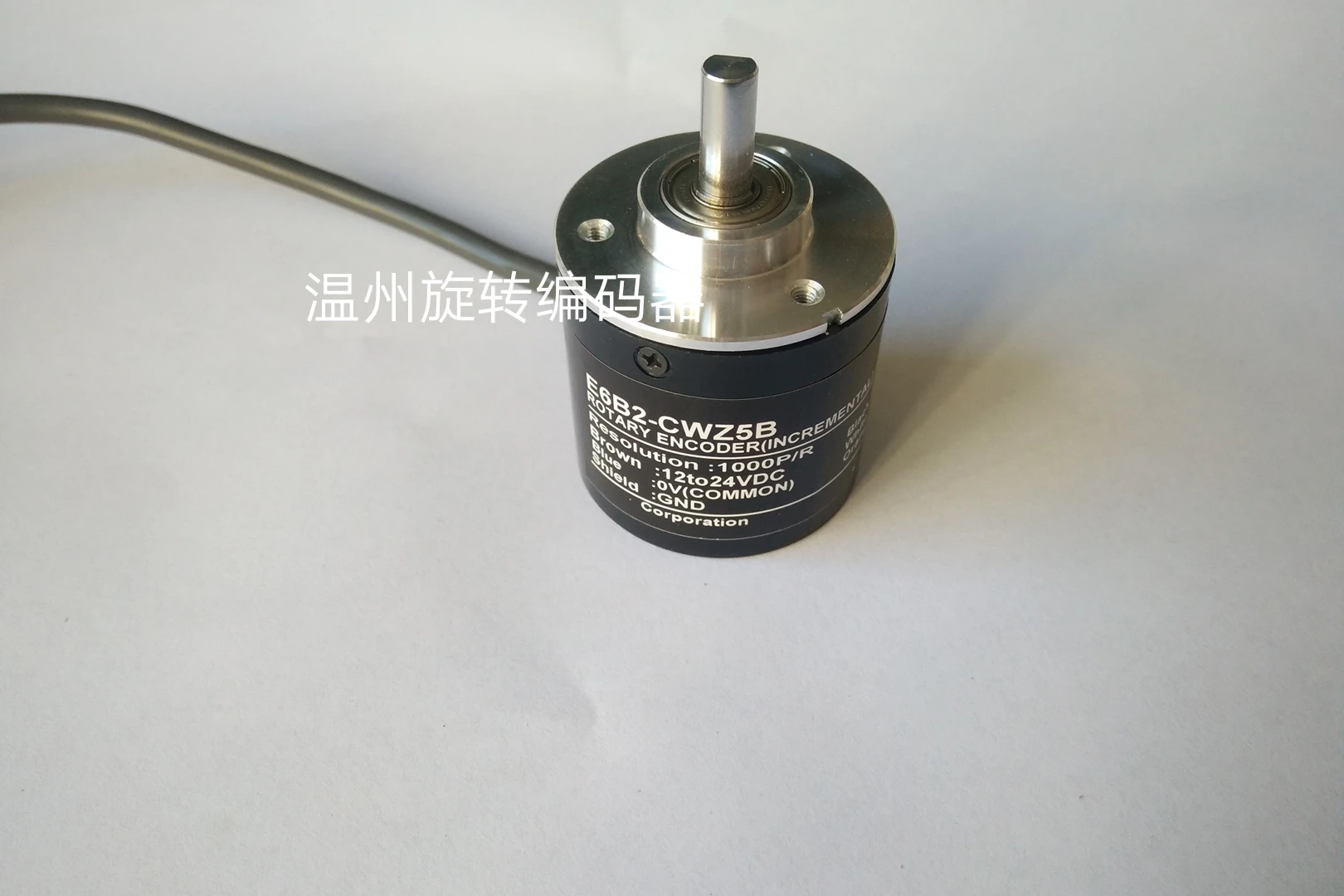 

Фотоэлектрический трехфазный роторный энкодер E6B2-CWZ5B 1000P/R ABZ