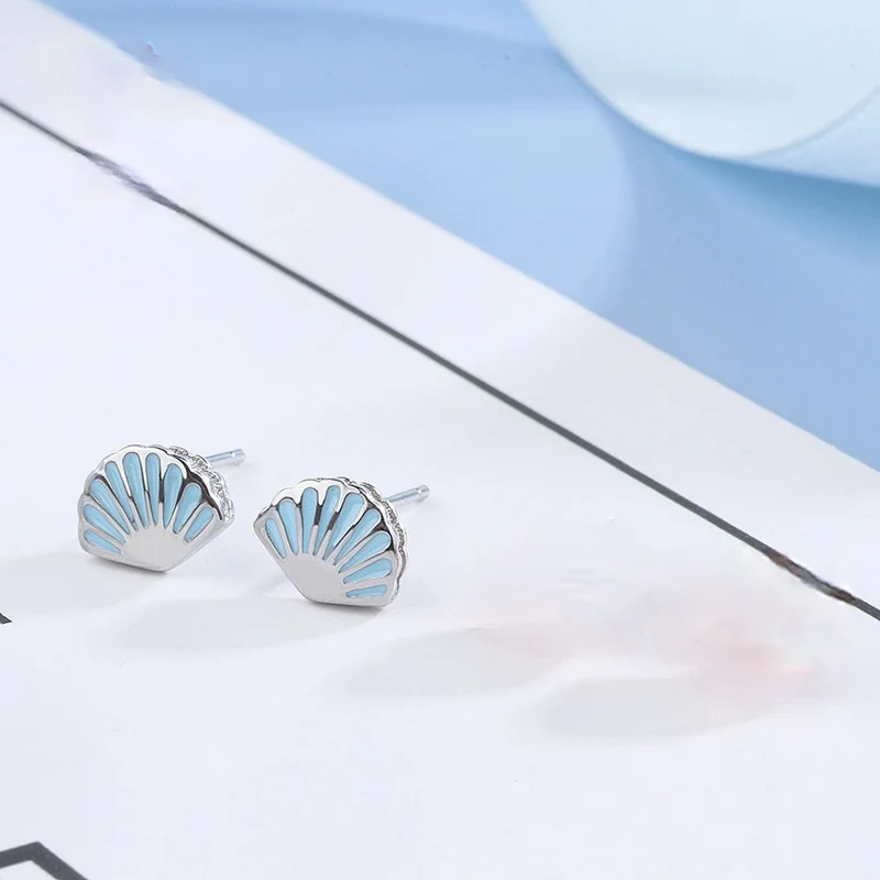 

Classic Fashion Silver Plated Blue Shell Earrings Simple and Fresh Bohemian Girl Earrings Elegant Girl Cocktail Party Jewelry