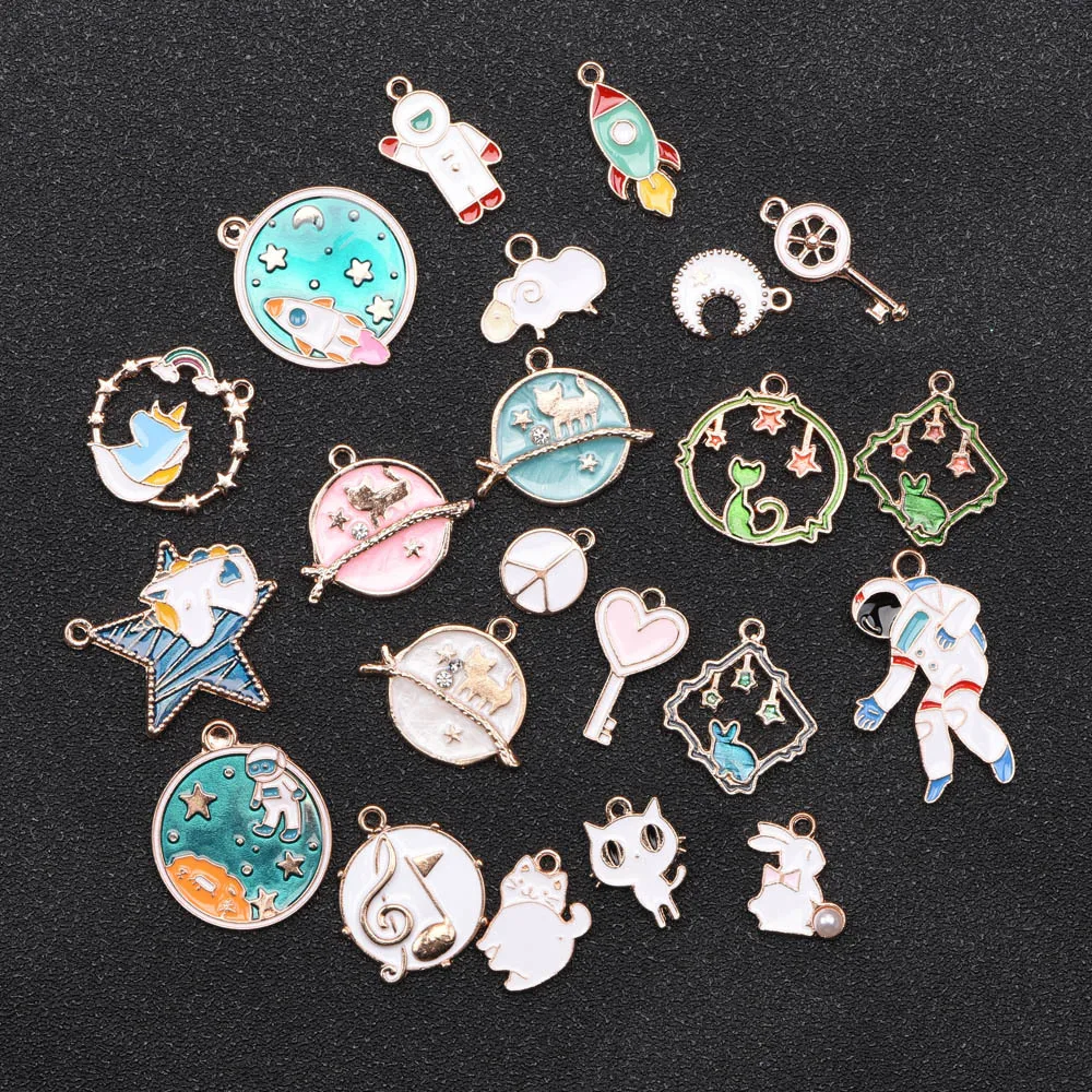 

1 Pcs Cartoon Croc Charms Star Spaceship Metal Shoes Charms Lovely Kid Birthday Gift Decoration Astronaut Bracelet Accessories