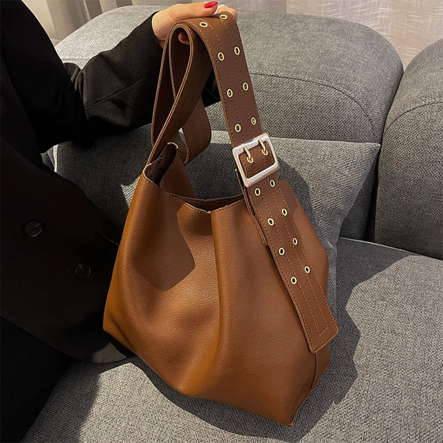 

Large-capacity handbags women's bags new autumn winter retro texture messenger bag commuter bag soft leather shoulder tote bags