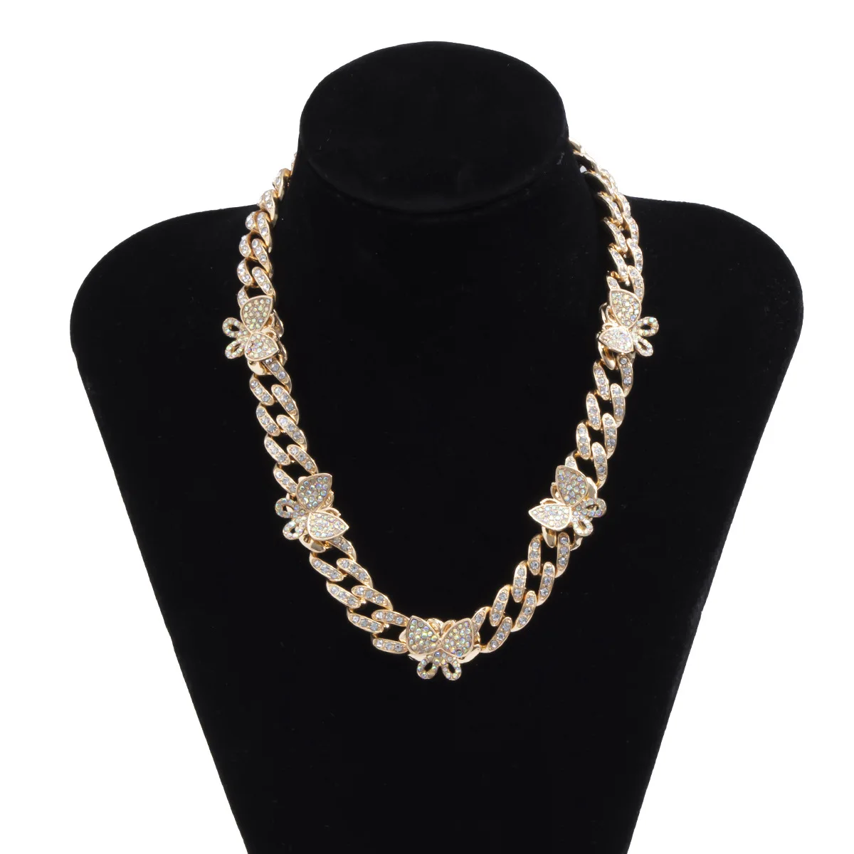 

Micro Inlaid Small Butterfly Necklaces for Women Retro National Style Cuba Full Zircon Necklace Jewelry Wholesale Collares
