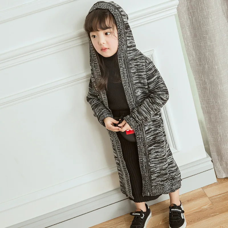 2019 г. Осенне зимний модный кардиган для девочек длинный стильный с капюшоном