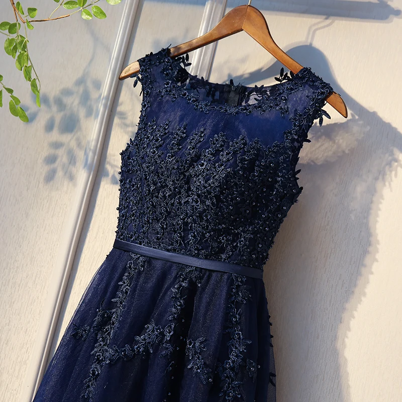 Женское вечернее платье длинное кружевное с открытой спиной и кристаллами 2021 |