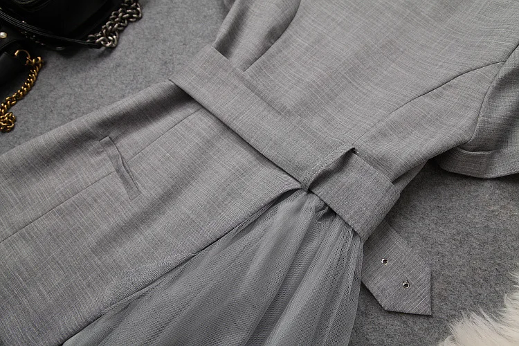 Женское платье с коротким рукавом и V-образным вырезом | Женская одежда