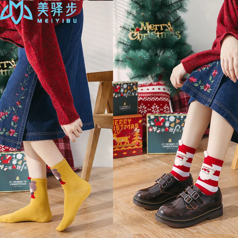 1 Box Is 4 Pairs Winter Cotton Red Socks Three Dimensional Cartoon Christmas Socks Cute Japanese Socks with Gift Box