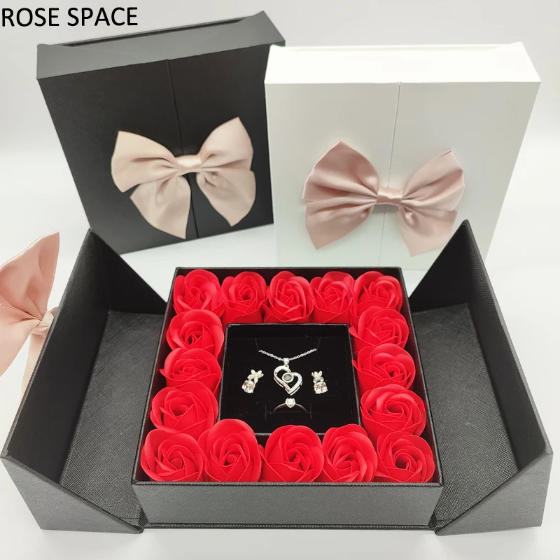 

ROSE SPACE Black/White Gift Box Event & Party Wedding Birthday Rose Flower Christmas Valentine's Day Mother's Day Girl Gifts