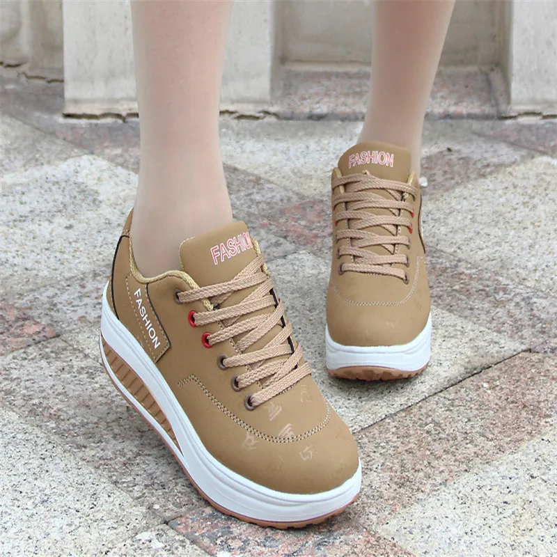 

Hot Women Sneakers 2019 Breathable Waterproof Wedges Platform Vulcanize Shoes Woman Pu Leather Women Casual Shoes tenis feminino