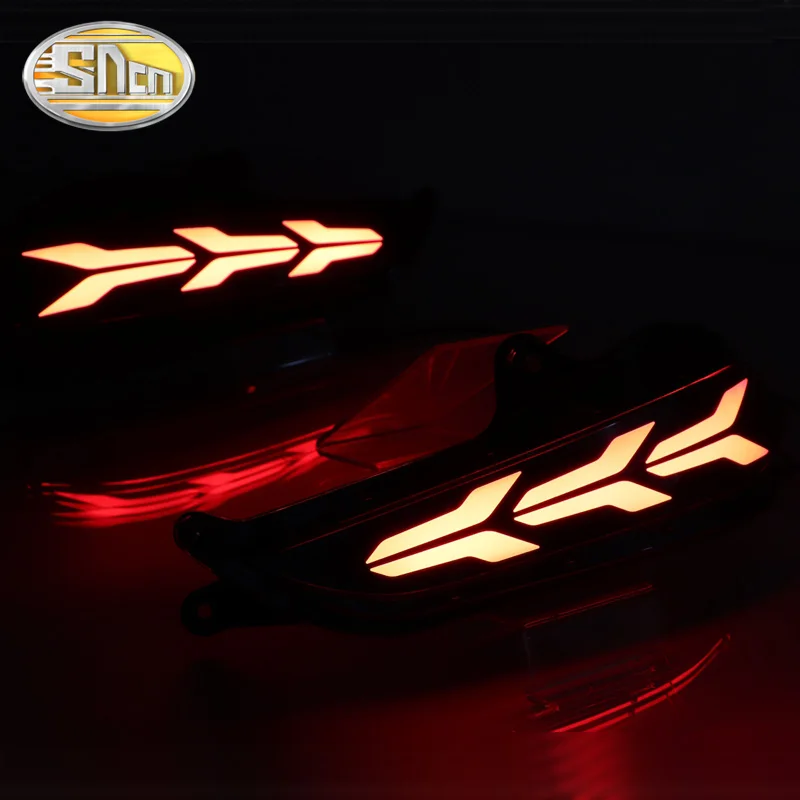 

2PCS For Toyota Yaris 2017 2018 SNCN Multi-functions Car Tail Light LED Rear Fog Lamp Bumper Light Brake Light Reflector