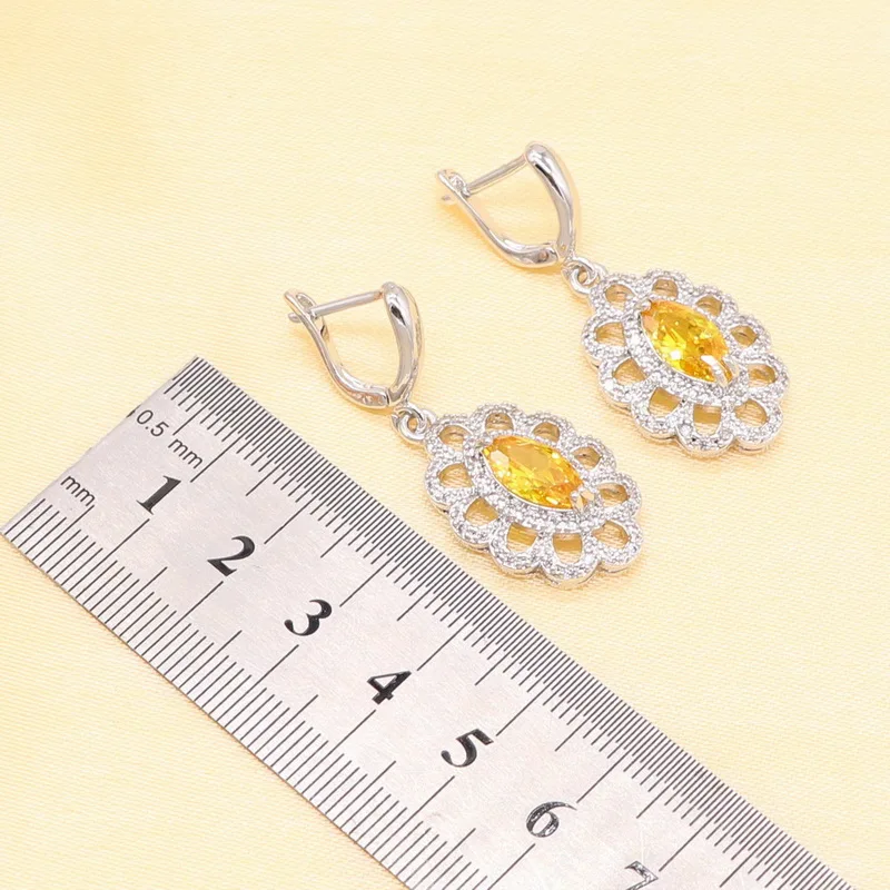 Женский ювелирный комплект из колье серёг браслета и кольца | Украшения