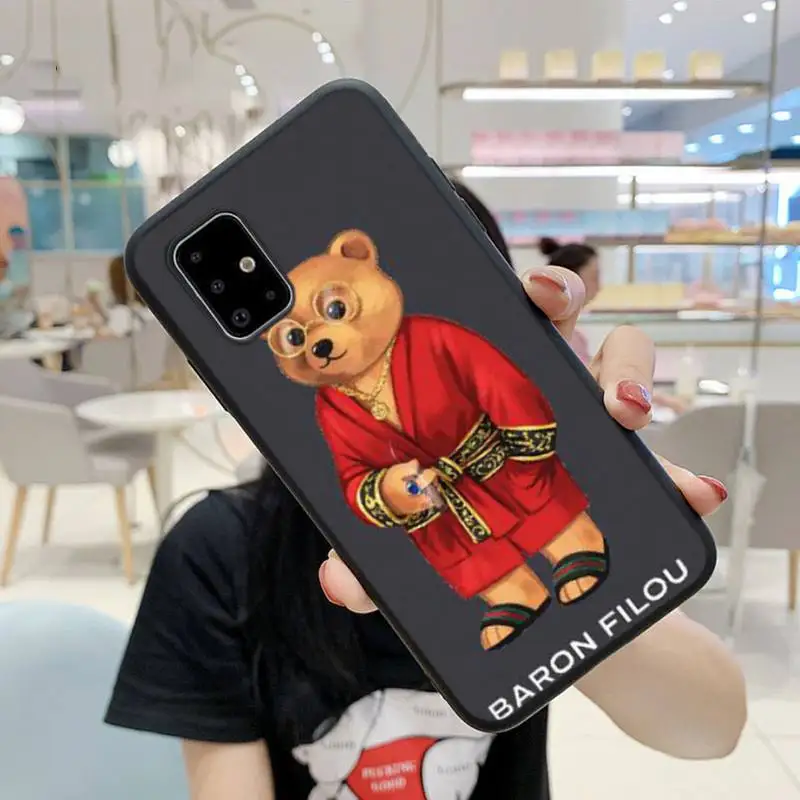 

Cute BEAR Cover Fashion Brand Fundas Phone Case For Samsung S9 10 20Plus Note 7 8 9 10 10plus Pro J8 M30 31