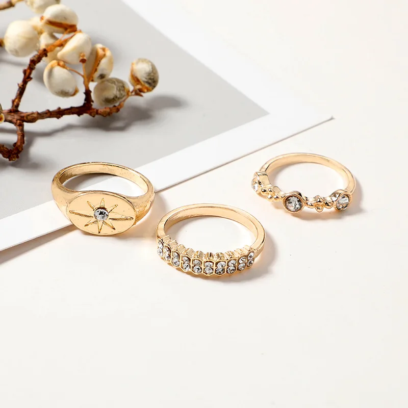 

6 Pcs Vintage Mount Star Compass Patterned Metal Rings