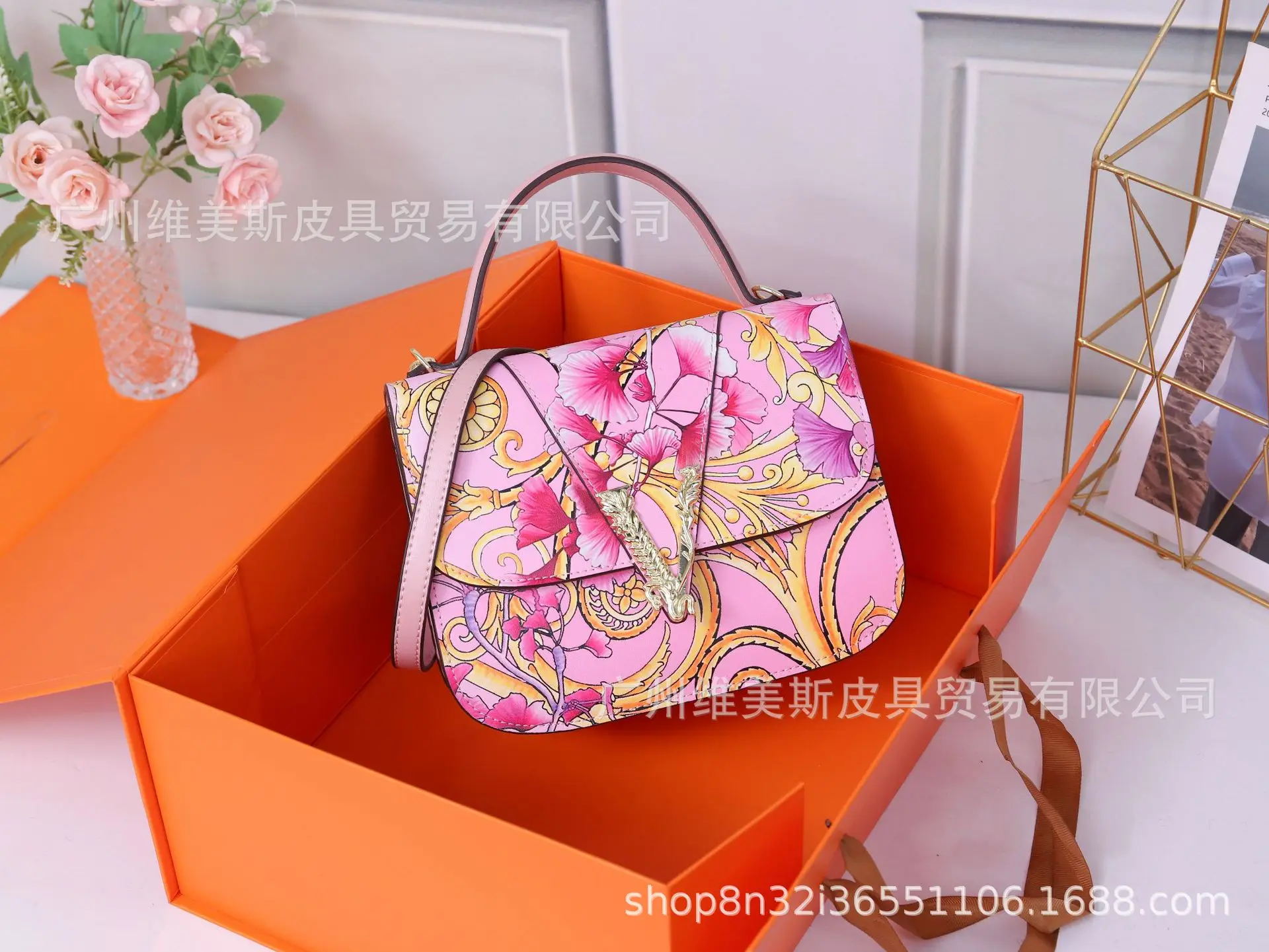 women handbag luxury Simple leather handbags Chain Women's shoulder bag black big Totes bolsa  purses and handbags