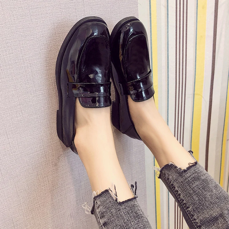 

2020 Spring Shoes Woman Flats Soft Leather Slip-on Loafers Female Casual Flat platform Square head Breathable Shoes W40-16