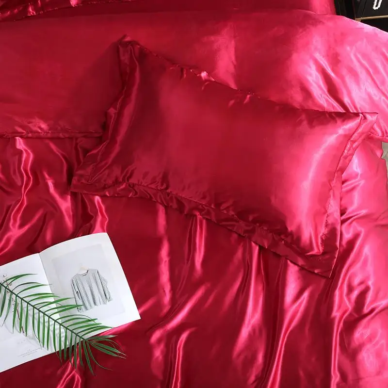 Комплект постельного белья из шелка и атласа комплект Красного 3 предметов с
