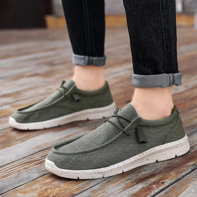

Summer Canvas Men's Shoes Breathable Casual Driving Shoes Light Slip on Men's Flat Shoes Soft Big Size Loafers Mens Sneakers