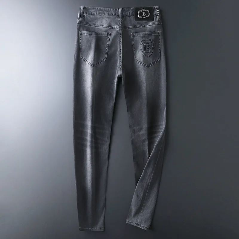 

Three dimensional embossing technology of new fashion brand grey men's jeans in spring and summer of 2021