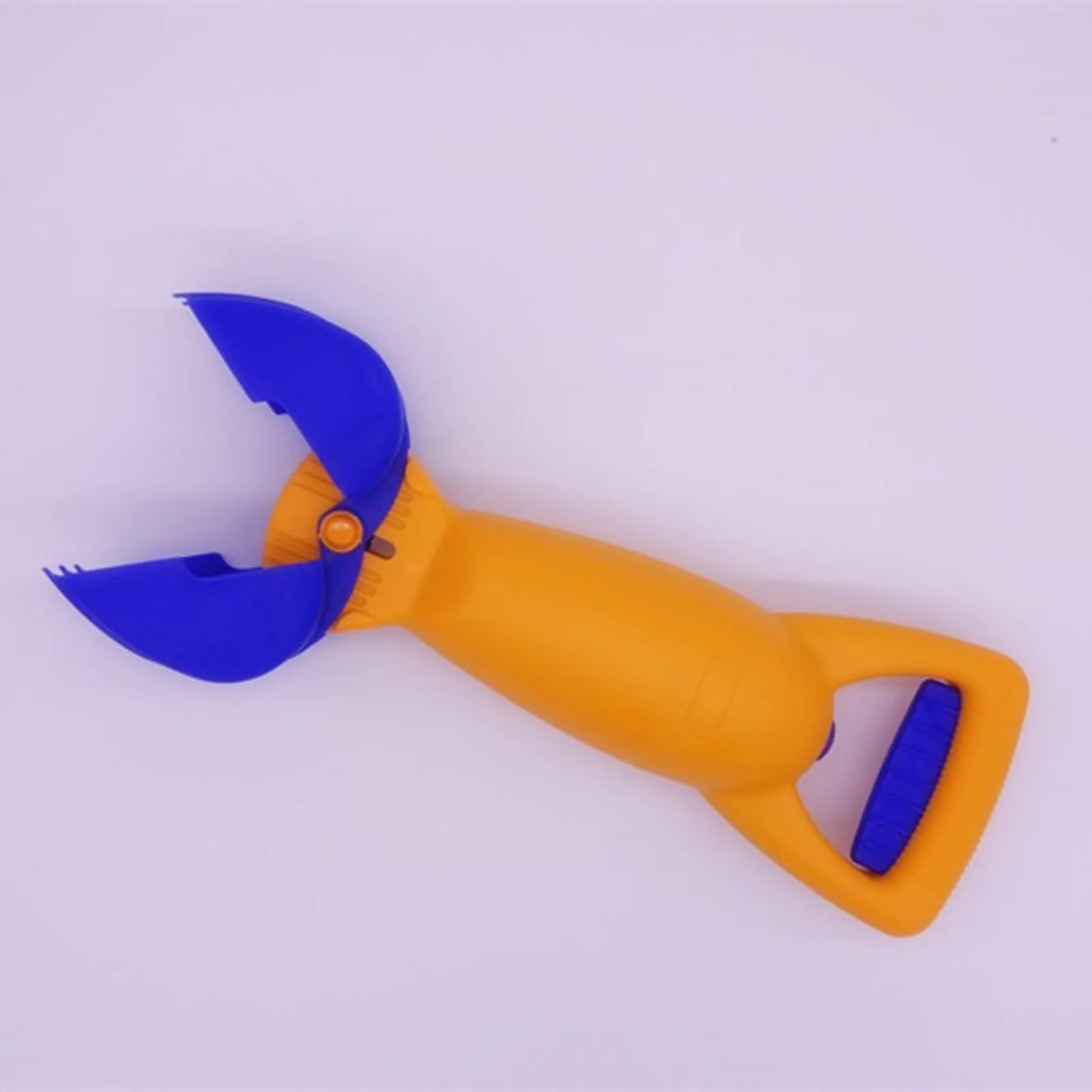 

2PCS Multifunctional Children's Snow And Beach Toy Set Sand Lifting Clamp Arm Summer Outdoor Kids Children Beach Toy Sand Toys