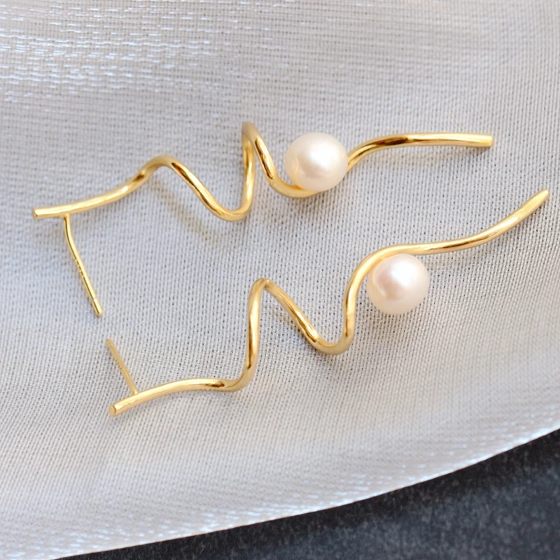 Настоящее серебро 925 пробы инкрустированное искусственными драгоценными