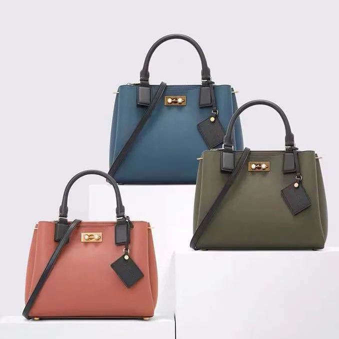 

Singapore brand New Pearl Buckle Large Single-shoulder Bag Messenger Bag