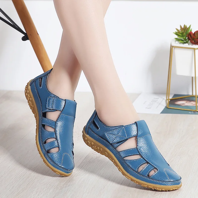 

2020 Women Peas shoes Sandals Genuine Leather Hollow out Flat Sandals Ladies Casual Soft bottom Summer Shoes Women Beach Sandal