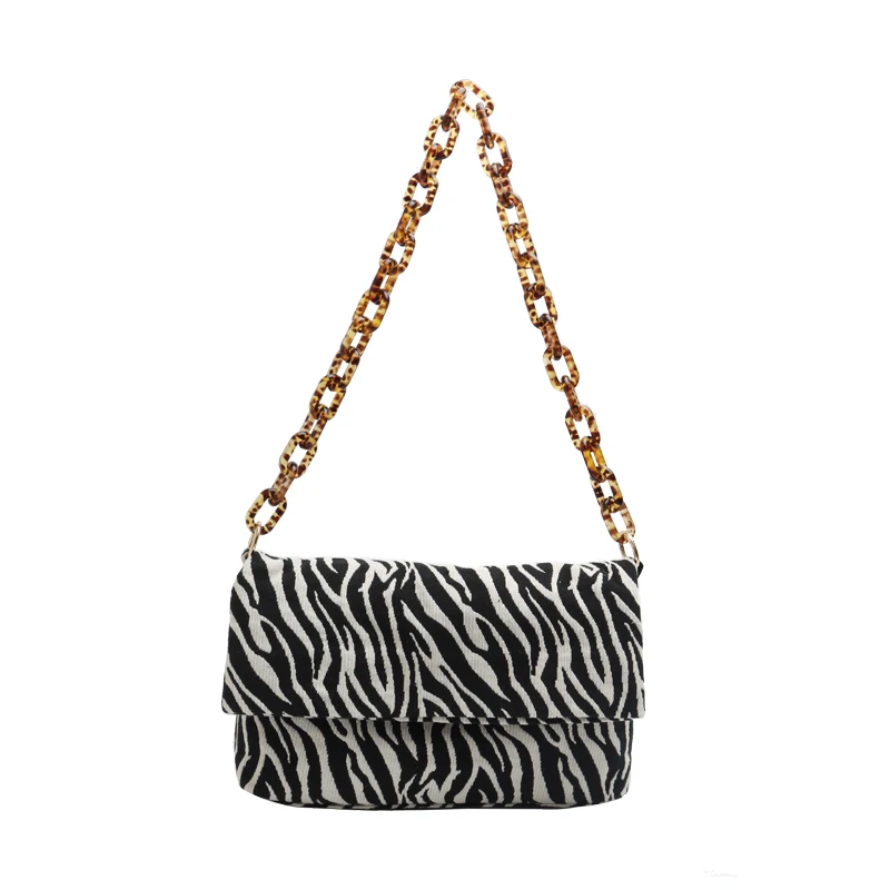 

Personalized Korean 2020 New Soft Acrylic Chain White Single Shoulder Underarm Crossbody Bag Fashion Women Large Pack D378