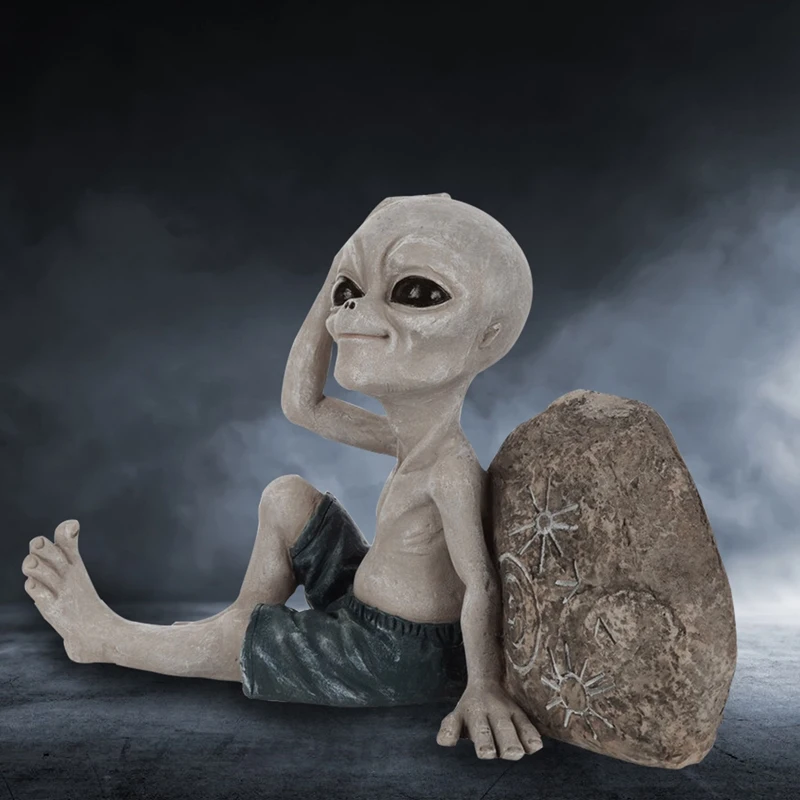 Miniatures Outer Space Alien Touching Head Statue Resin Crafts Surfing Sculpture Figurine Outdoor Home Decoration | Дом и сад