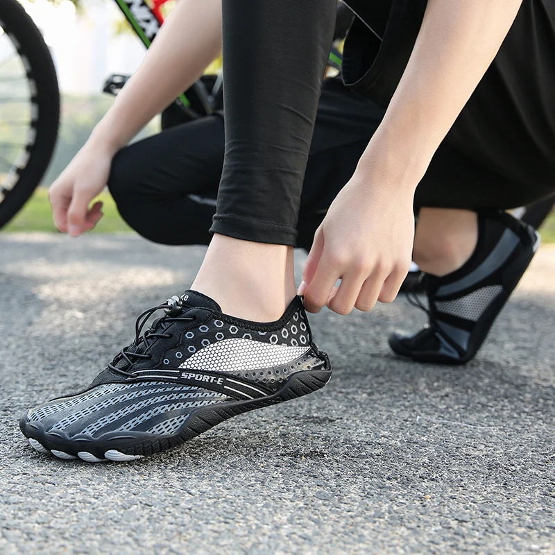 

Swimming beach quick-drying shoes men and women cycling running fitness sports shoes climbing sea fishing outdoor wading shoes