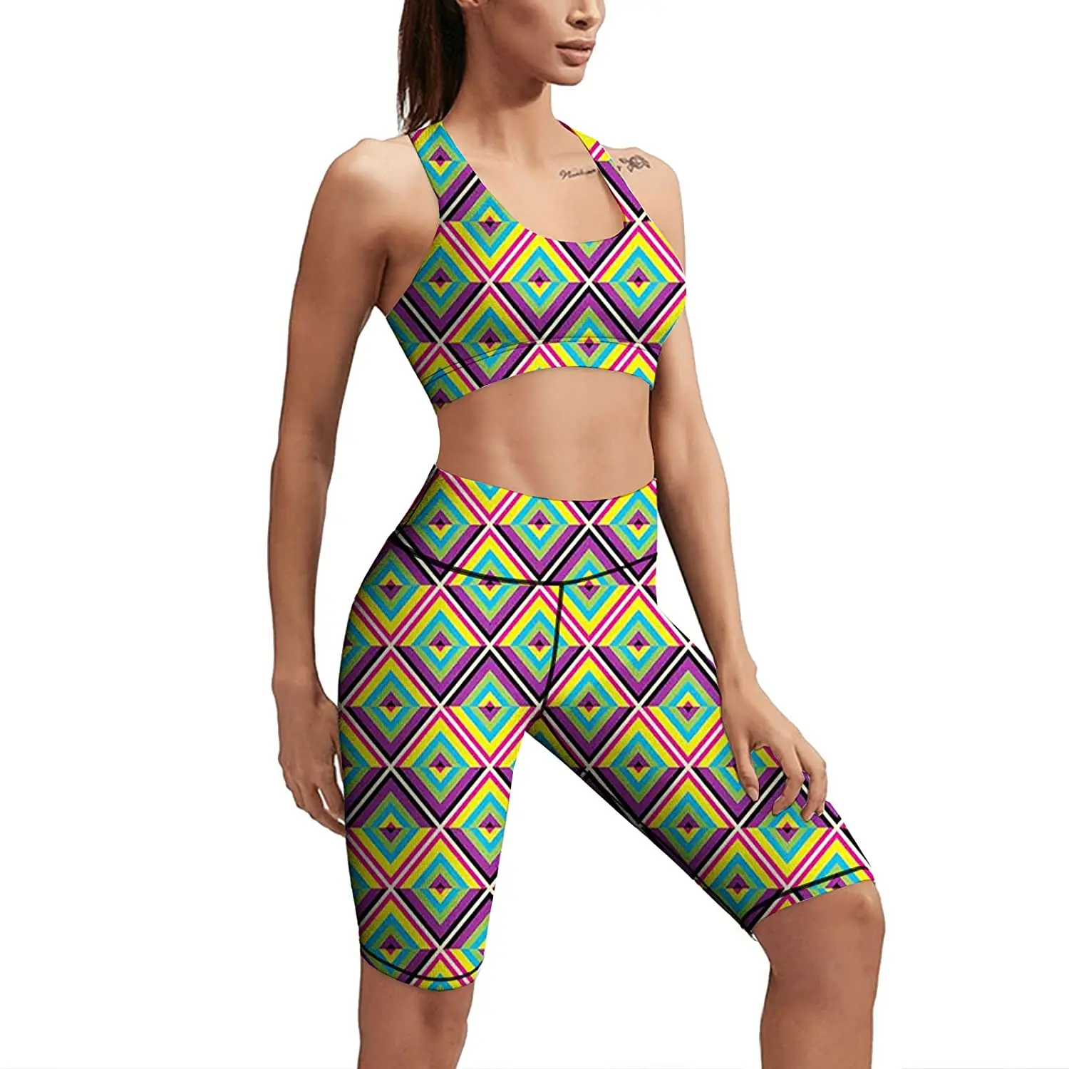 

Diamond Combination With Bullseye Geometric Arrangement Diagonal Stripes Ladies Yoga Workout Suit 2-piece Gym Yoga Sports Bra