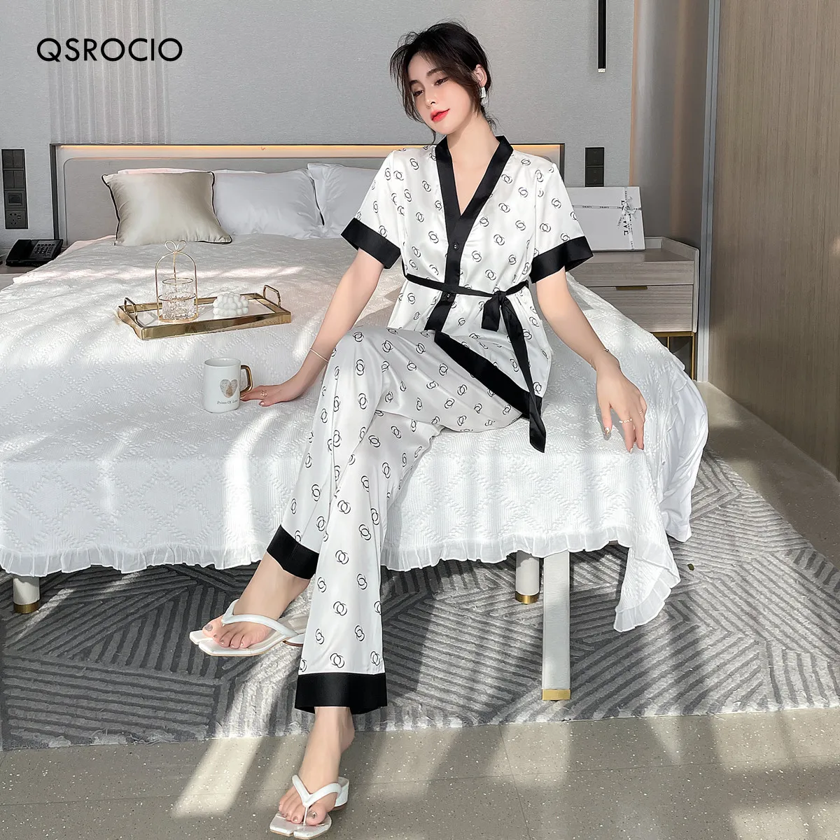 

QSROCIO Women's Pajamas Set V Neck Fashion Circle Print Sleepwear Silk Like Nightie Leisure Home Clothes Nightwear Pyjamas Femme