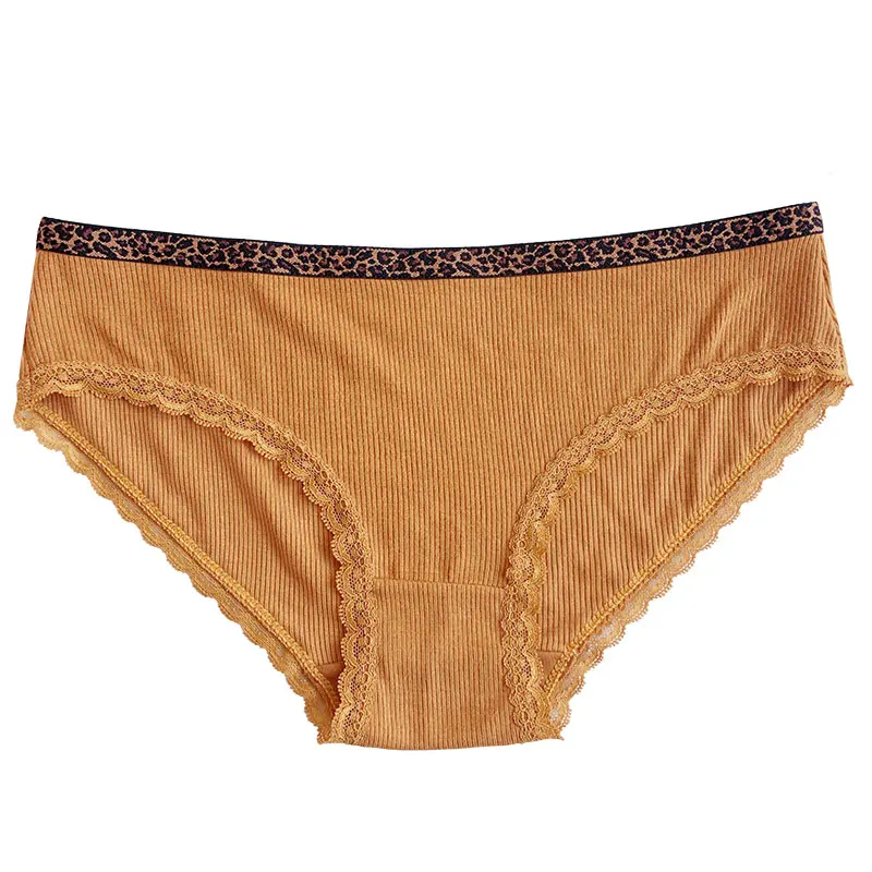 

Comfortable stretch cotton women's underwear lace leopard edge sexy middle waist girl student briefs