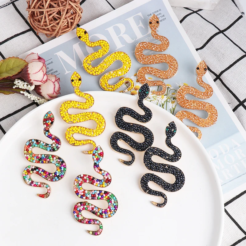 

JURAN Vintage Long Resin Beads Snake Shaped Earrings for Women Jewelry European Womens Metal Statement Dangle Earings Girl Gifts