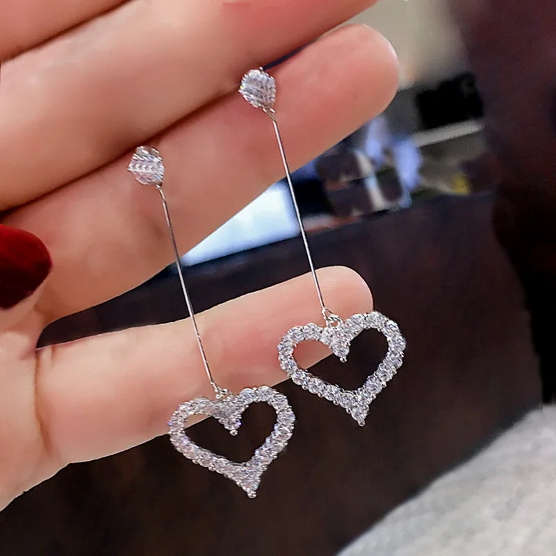 

Серьги женские длинные в Корейском стиле