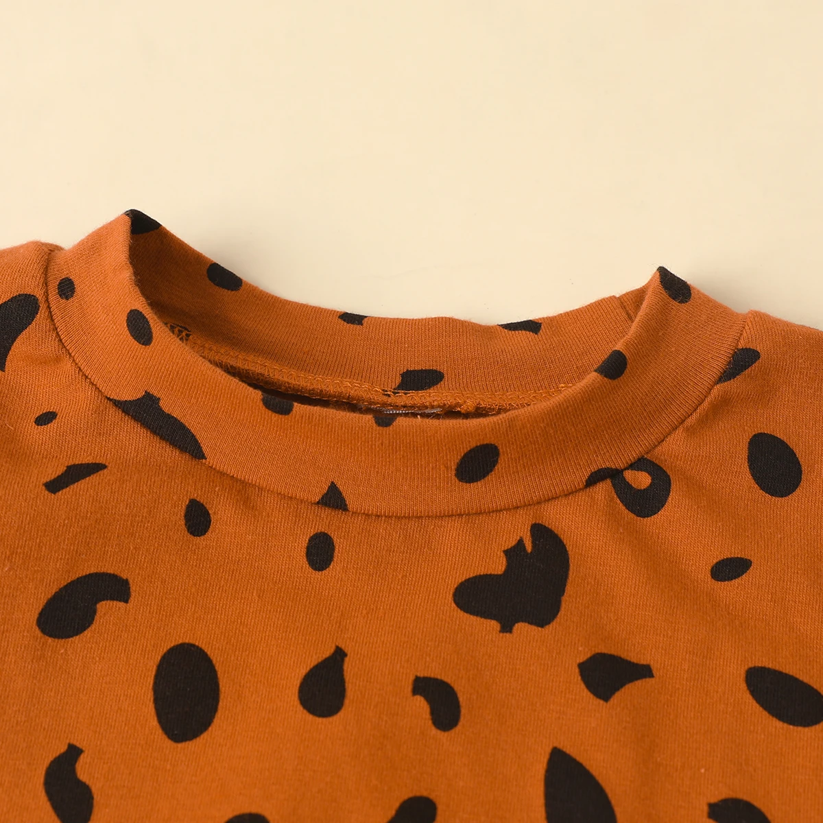 

Newborn Baby Girls Boys Suit Set Polka Dot Round Neck Long Sleeve T-Shirt Elastic Shorts Kids 2 Pieces Outfits 0-24M