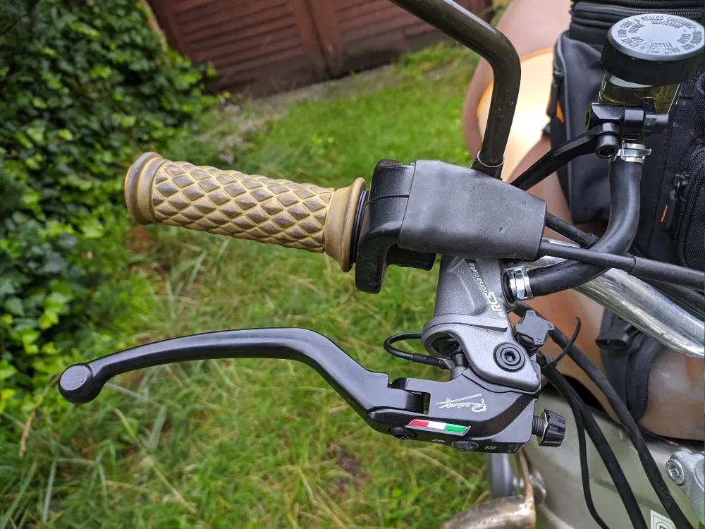 

Motorcycle Brake Master Cylinder Cable clutch Radial Brake Pump 22mm Universal