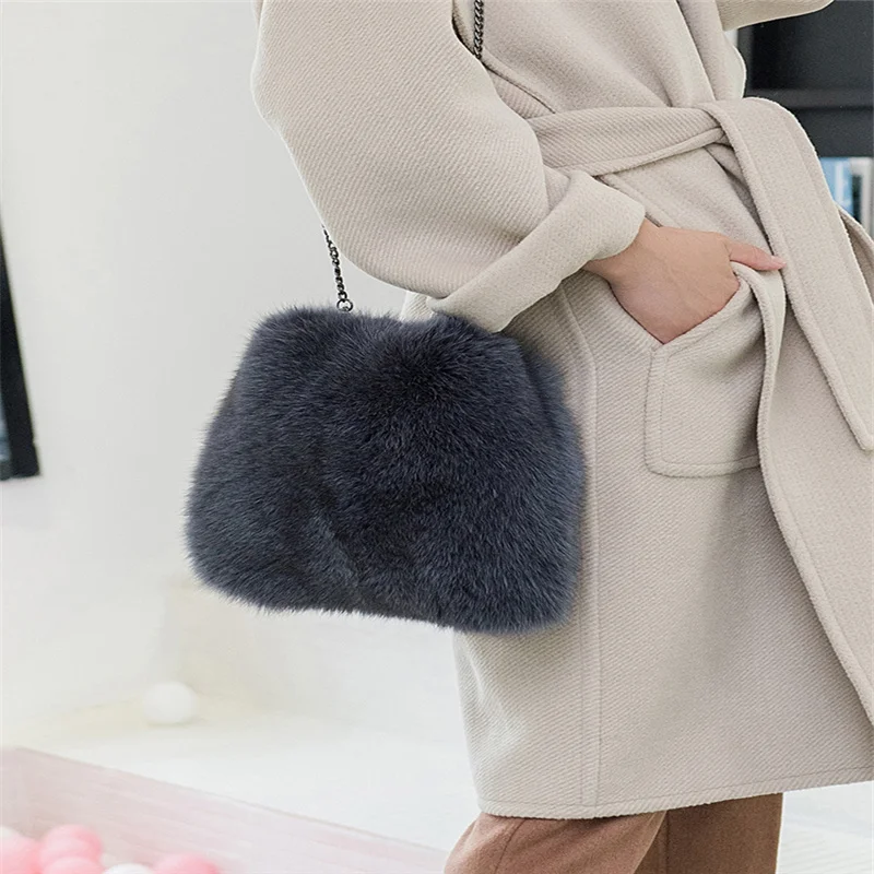 New Style 100% Fox Fur Messenger Bag Ladies 2021 Fashion Fur One Shoulder Messenger Bag Ladies Chain Travel Small Handbag