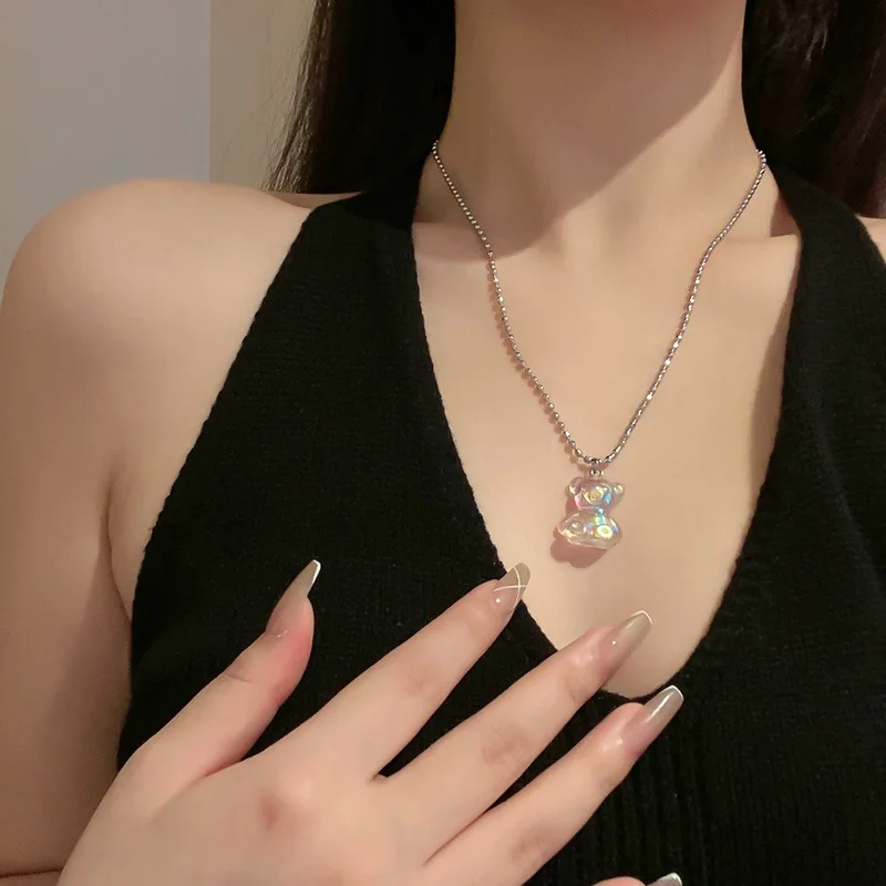 

Летнее ожерелье с милым маленьким медведем для женщин, новинка 2021, цепочка до ключиц, женское нежное ювелирное изделие, модное ожерелье с ку...