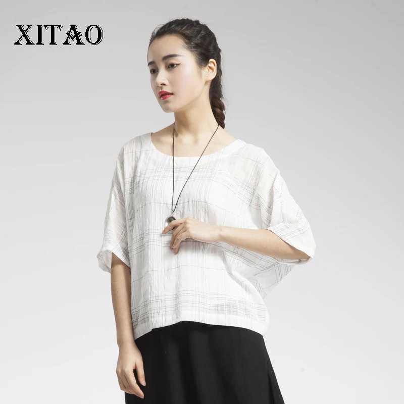 Женская клетчатая футболка XITAO белая свободная с круглым вырезом и коротким