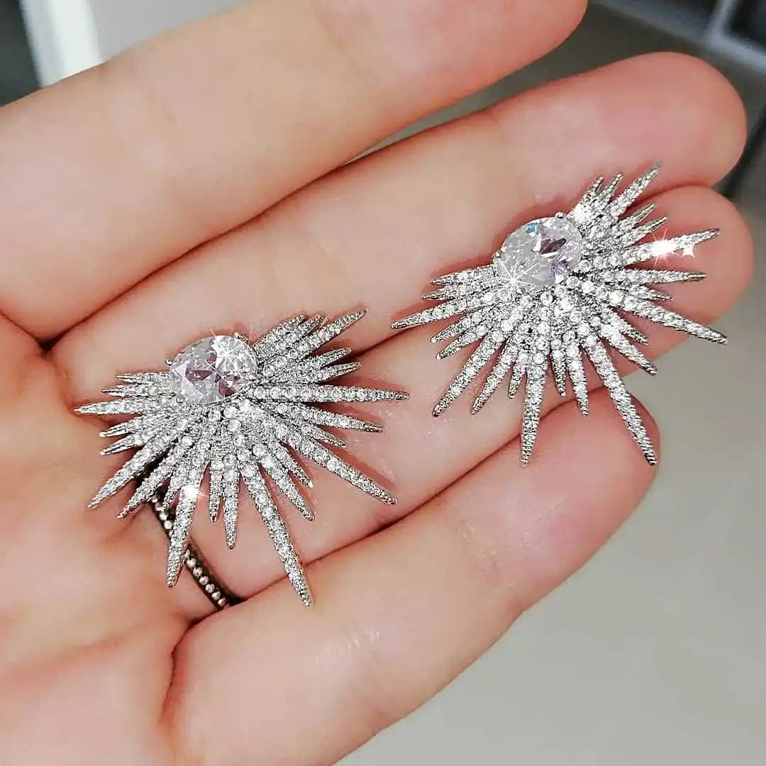 

RAKOL New Arrival Earrings for Women Temperament White Zircon Rhinestones Unique Design Brand Earings Fashion Jewelry Bijoux