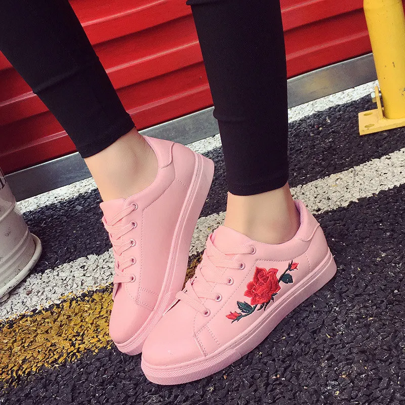 

2020 Autumn Woman Shoes Fashion New Women PU Leather Shoes Ladies Breathable Embroidered Flats Casual Shoes White Sneakers NVX11