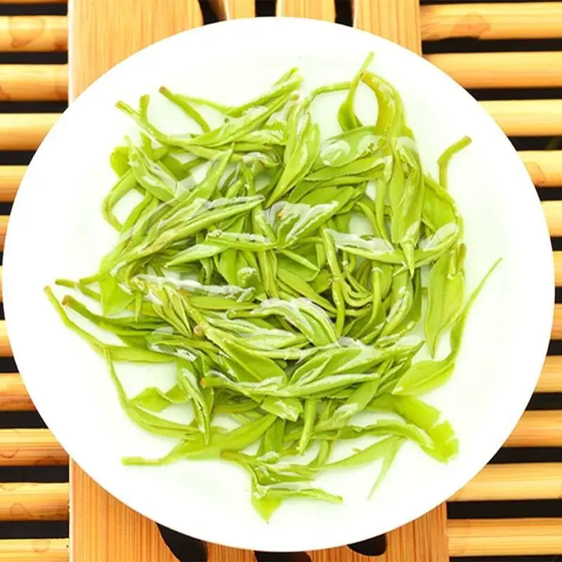 

Montane Cloud Leaves Roasted Luzhou-Flavor Sunshine Green Tea